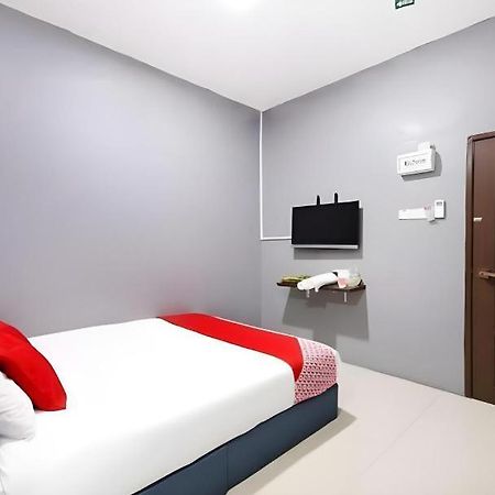 Hotel Iskandar Seri Iskandar Extérieur photo