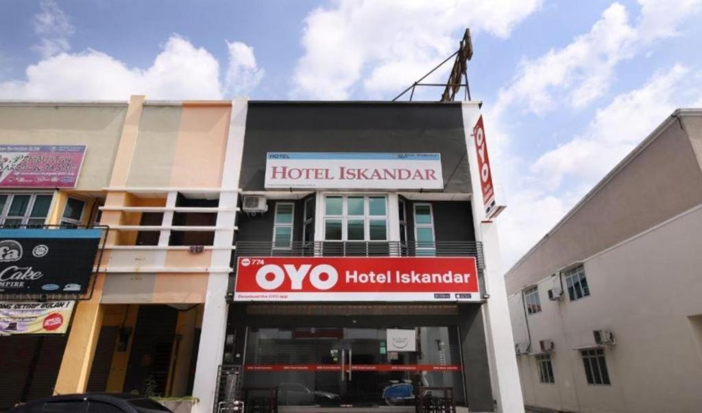 Hotel Iskandar Seri Iskandar Extérieur photo